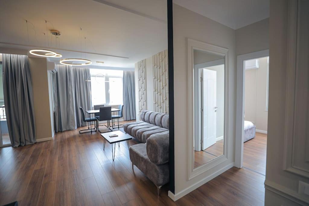 Apartment Miku Apartment-upscale 2bdr With A Spectacular View *