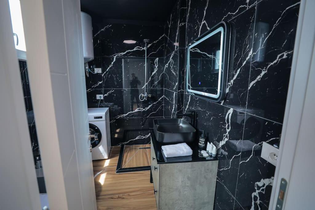 Miku Apartment-upscale 2bdr With A Spectacular View