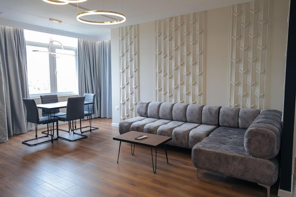Miku Apartment-upscale 2bdr With A Spectacular View