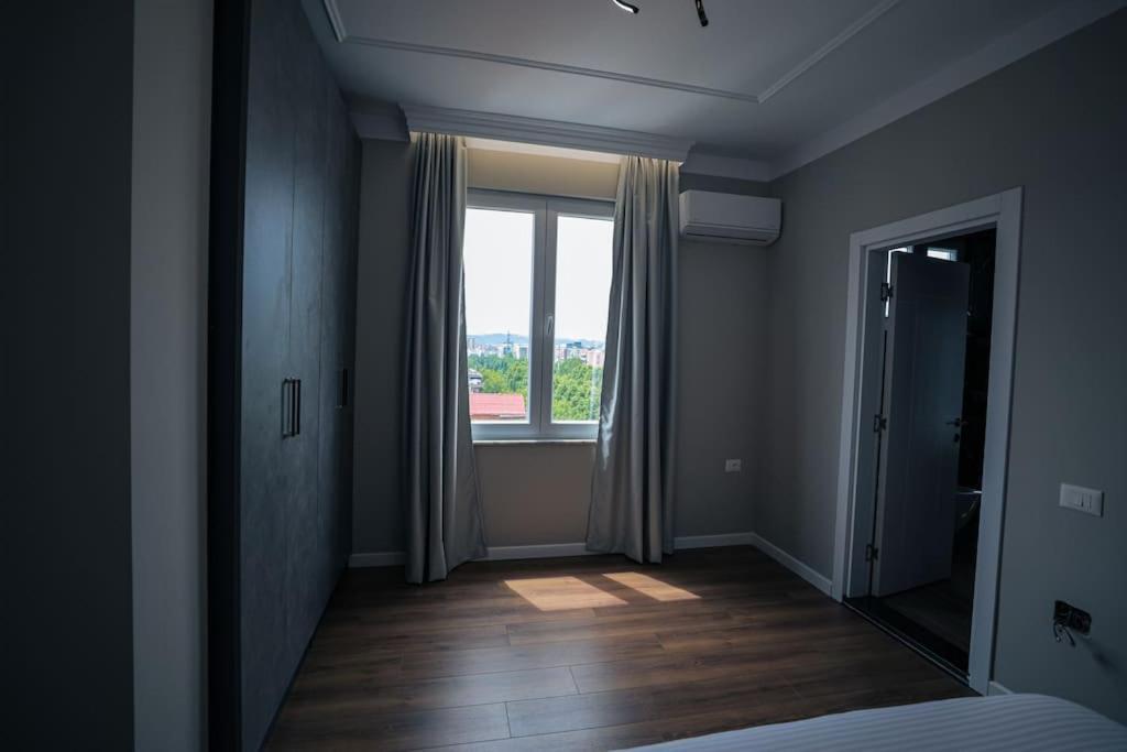 Miku Apartment-upscale 2bdr With A Spectacular View Leilighet