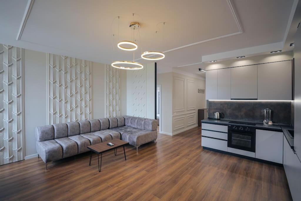 Apartment Miku Apartment-upscale 2bdr With A Spectacular View *